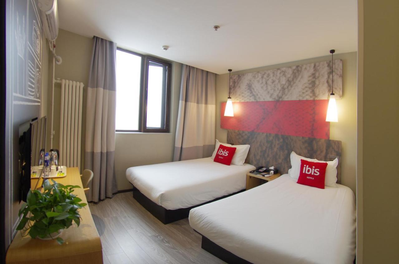 Ibis Beijing Tiantandongmen Metro Station Hotel Exteriör bild
