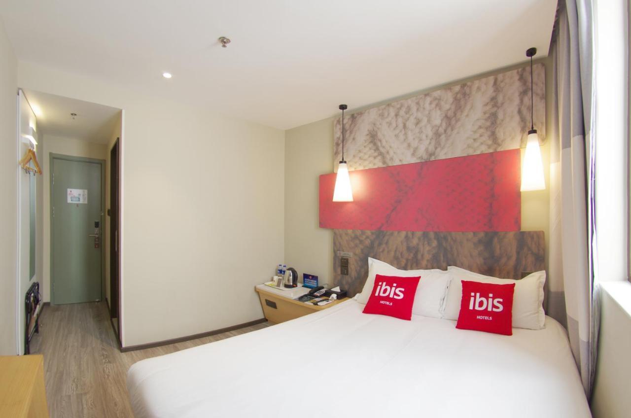 Ibis Beijing Tiantandongmen Metro Station Hotel Exteriör bild